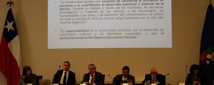 En los últimos 6 años, en promedio, más de 18 mil personas han optado por alguno de los casi 600 cursos que la Universidad de Chile ofrece anualmente. 