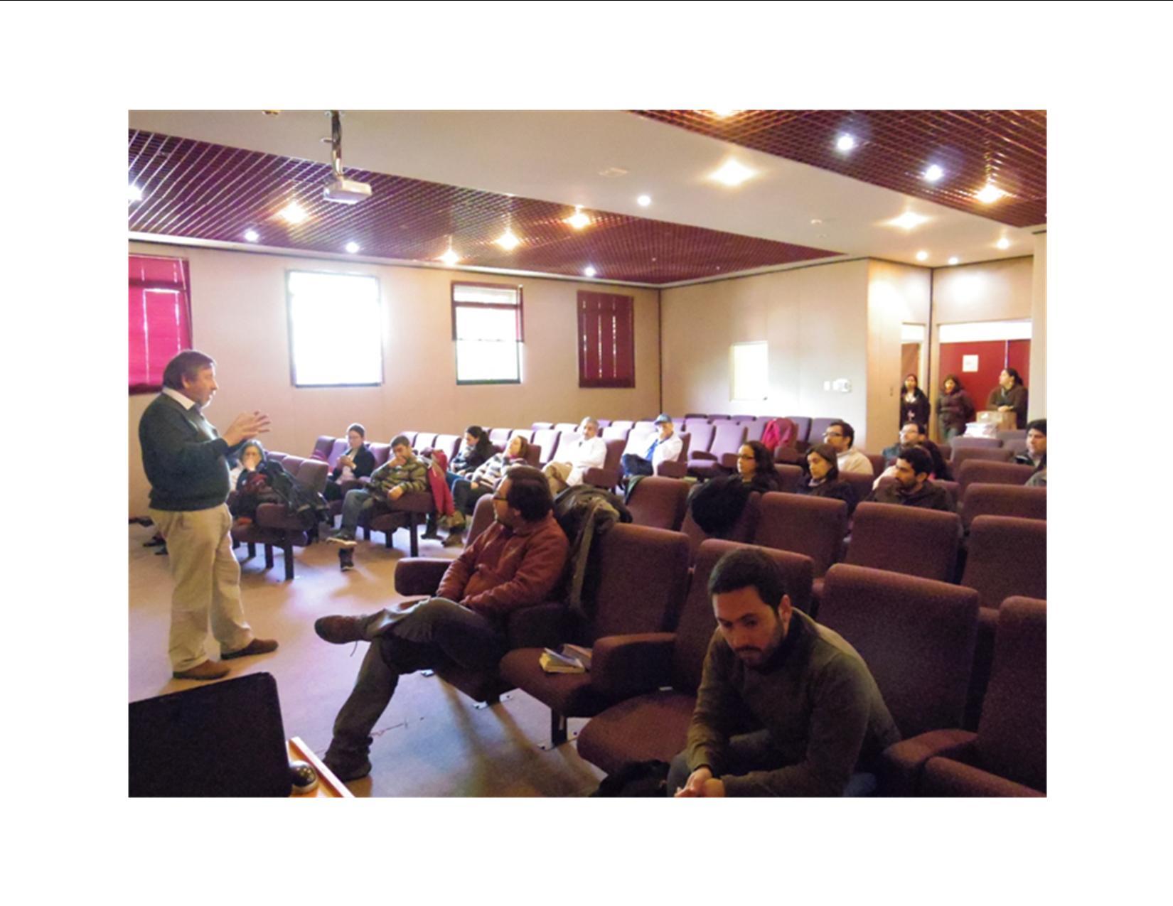 Inauguración del diplomado, Dr. Joel Arriagada.