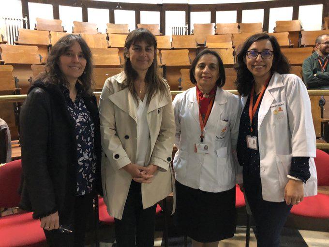 Las Dras Verónica Iglesias, Directora (S) de la Escuela de Salud Pública, Dra. Berta Cerda Álvarez, Directora del Instituto Nacional del Cáncer,  Dra. Pamela Eguiguren y Dra. Isabel Abarca