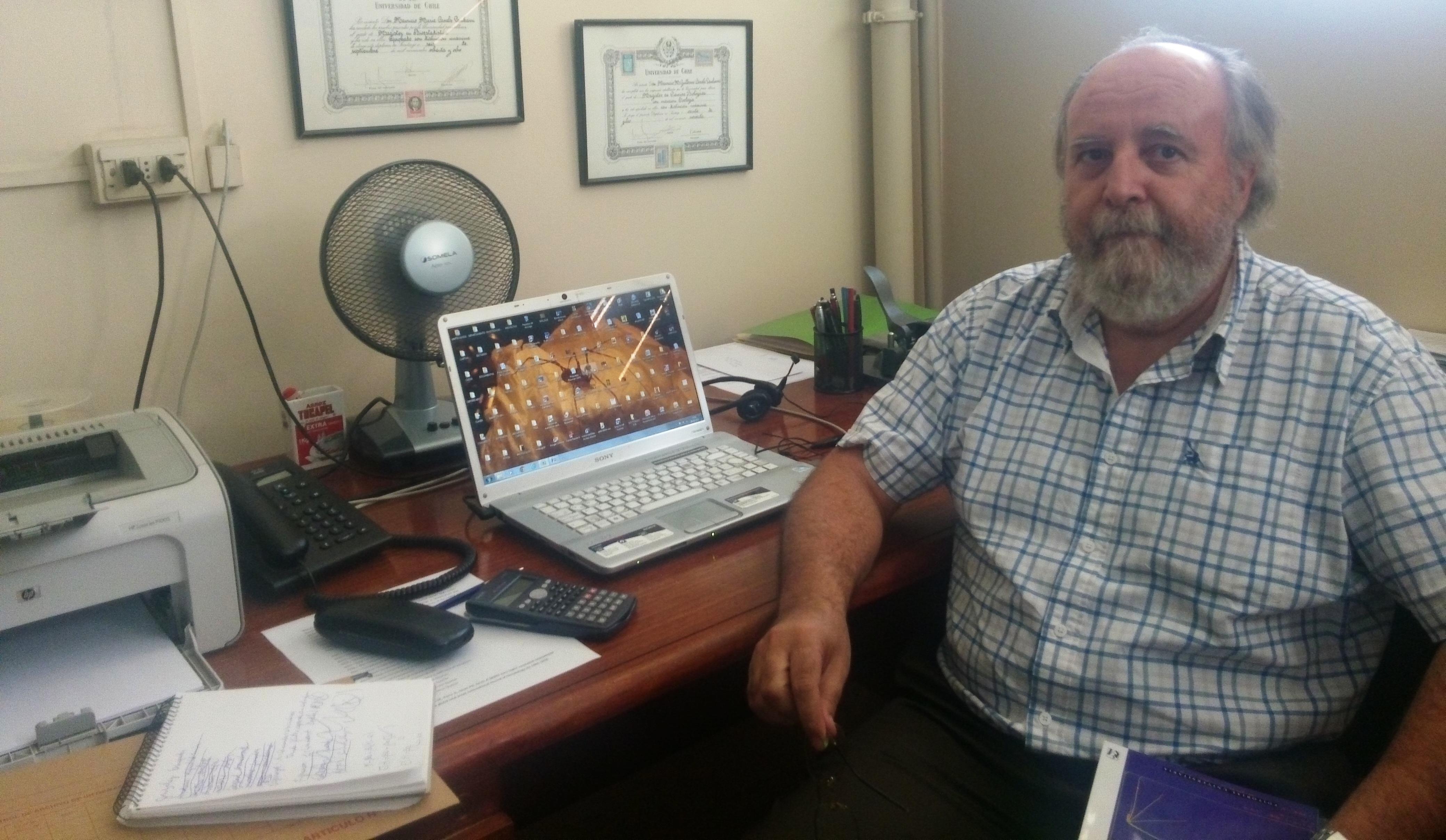 Dr. Mauricio Canals, académico de la Escuela de Salud Pública de la Universidad de Chile.
