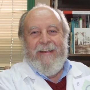 "Sigue bien el pronóstico, con un descenso en los casos y descenso UCI" señala el último documento semanal del Dr. Mauricio Canals, académico de la Escuela de Salud Pública.