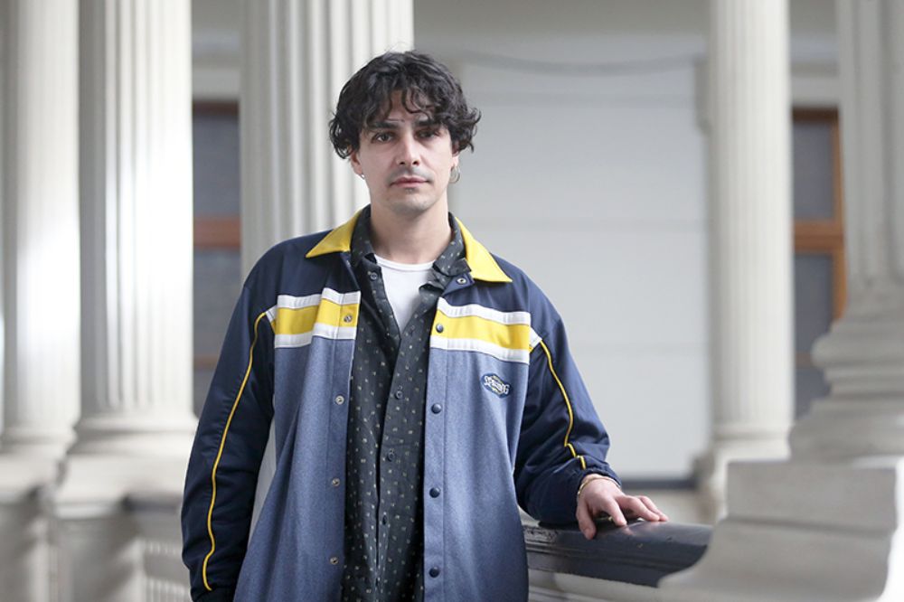 Matías Allende Contador es candidato a Doctor en Estudios Latinoamericanos por la Universidad de Chile. Es investigador y curador de arte contemporáneo, particularmente ha desarrollado pesquisas en torno a arte y cultura en América Latina.