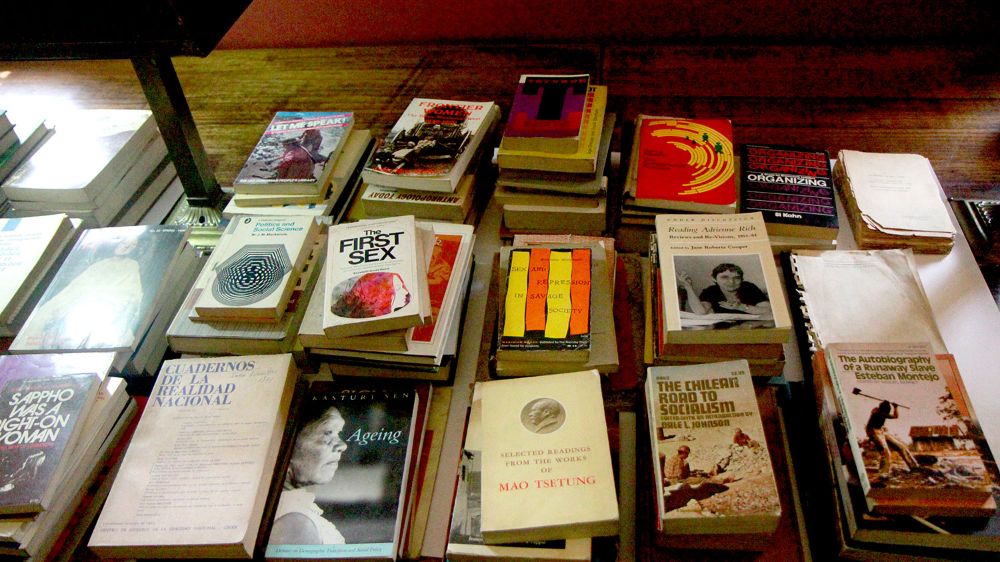 Nanette Vergara recalca la relevancia del resguardo que hoy acoge el núcleo patrimonial de la Casa de Bello. “Es muy importante que la Universidad de Chile en su rol público y al ser una institución pública trabaje en el rescate patrimonial de este material”. 