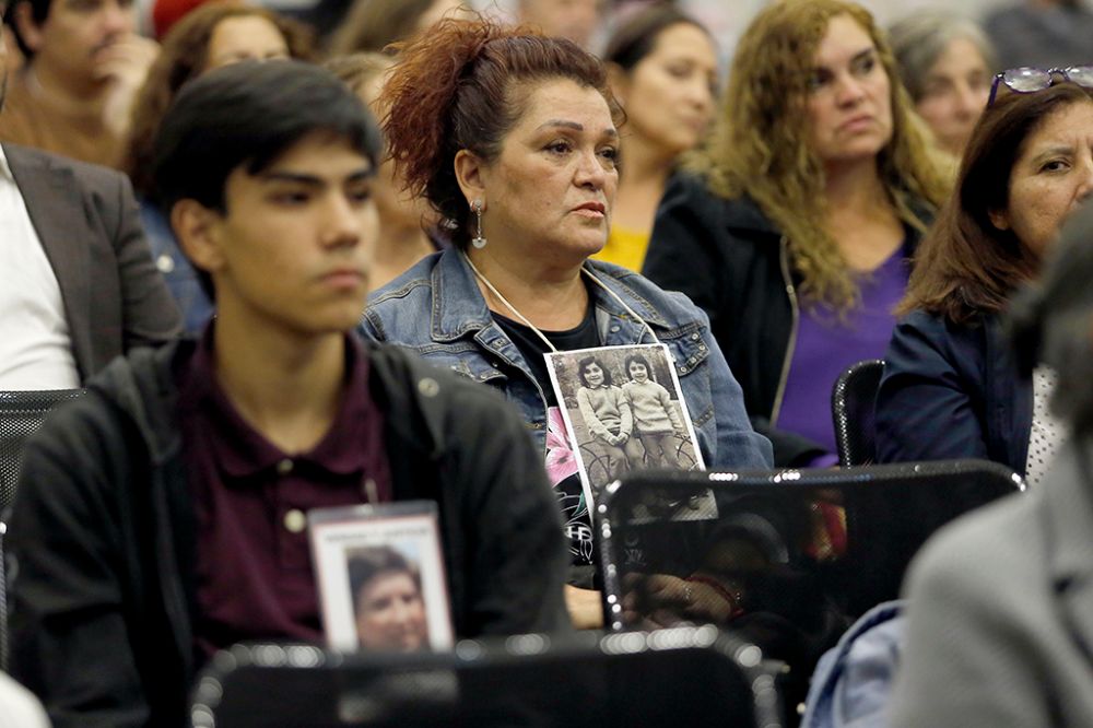 Entre estas páginas hay incorporadas fotografías, cartas, testimonios y otros documentos que las familias, amigas y amigos entregaron o escribieron especialmente para este libro.