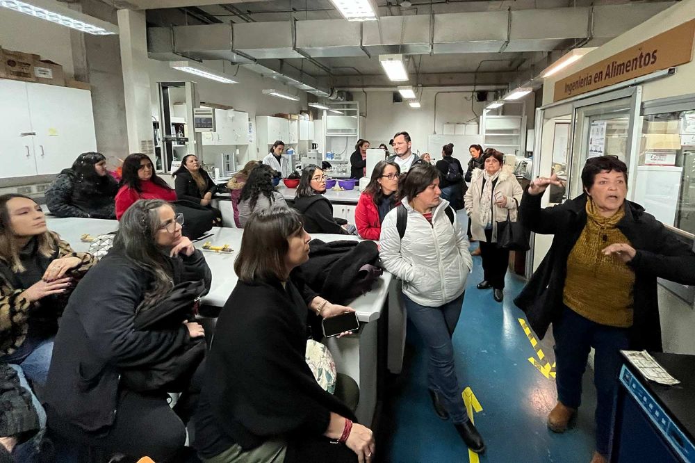 "Tengo el sueño y la esperanza de que este sea el primer paso de muchos más que podemos dar en conjunto", sostuvo la dirigenta Cecilia Masferrer.