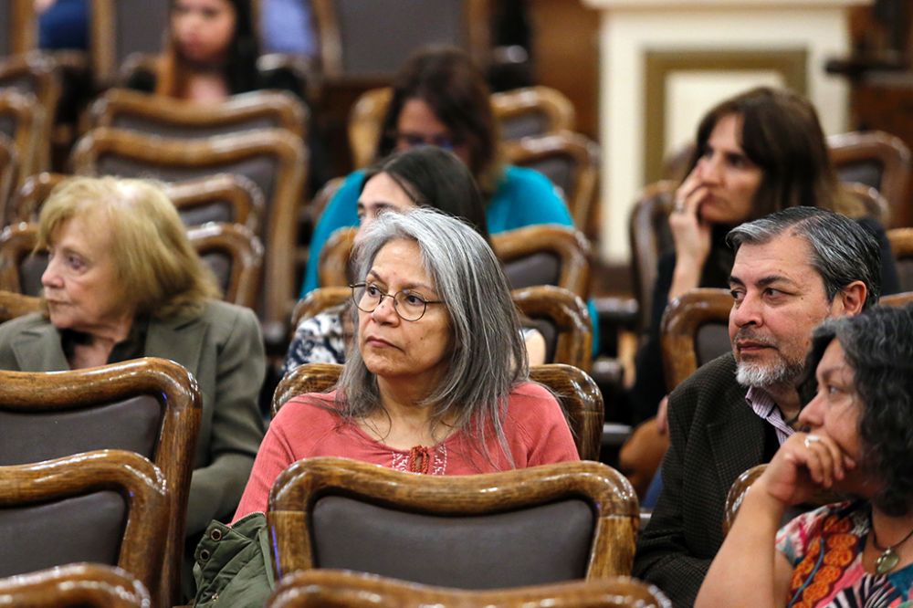 Escritos en un cuaderno azul marca Torre, este objeto es uno de los pocos que su familia logró resguardar de las manos de la Dirección de Inteligencia Nacional.