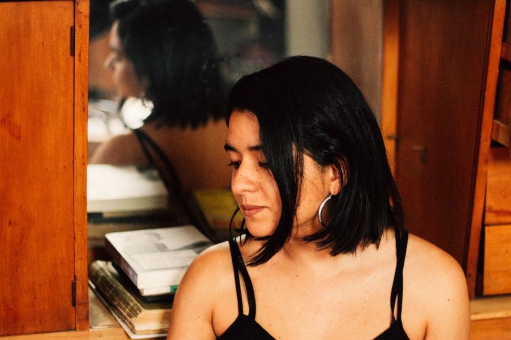 Belén Fernández fue galardonada por su libro “Ella estuvo entre nosotros” (Overol Ediciones).