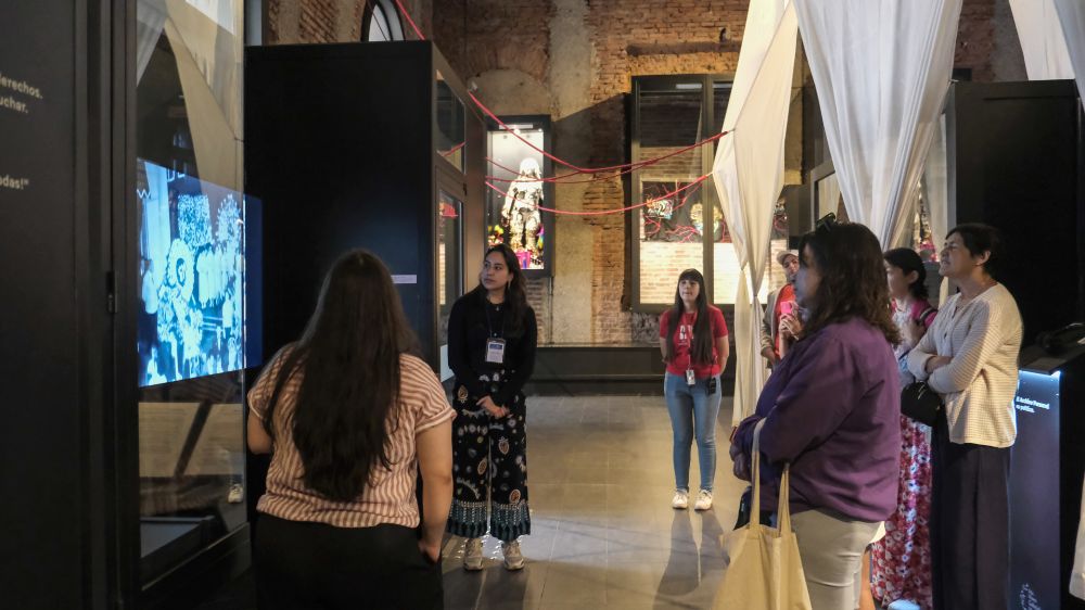 Desde el Archivo Central Andrés Bello se propone que, a propósito de la efeméride de su nacimiento, esta ruta esté enfocada en la infancia de Gabriela Mistral.