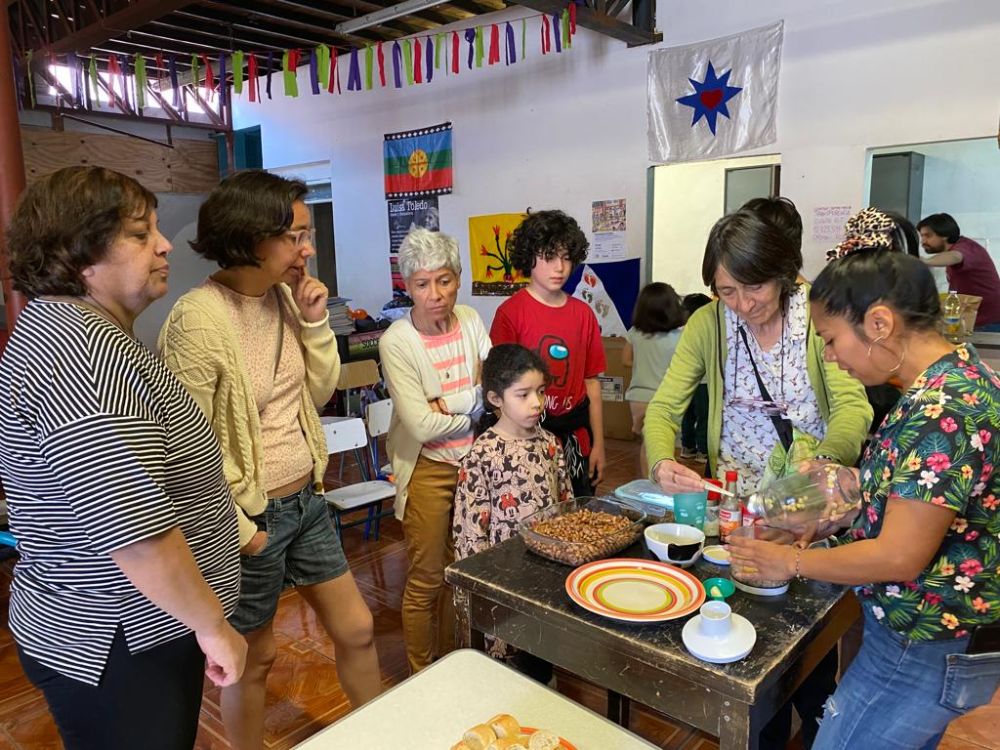 "Siempre me he relacionado con proyectos de extensión. Para mí son muy importantes, pues son una forma de establecer una relación temprana", agrega Soledad Burgos.