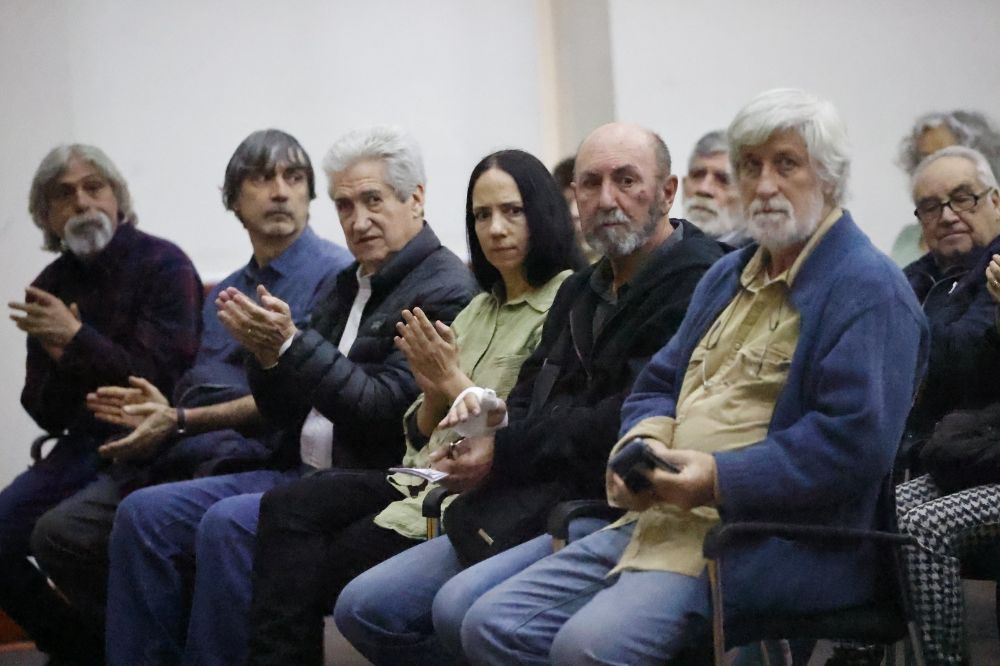 "Dentro de la triste historia de la Guerra Civil Española y los hechos que le acompañaron, este libro e historia que presentamos es un ejemplo bonito que ocurrió en 1939", destacó Josu Chueca.