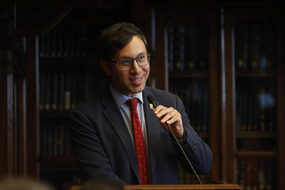 Daniel Opazo agregó que este libro "entrega señales respecto al trabajo académico, respecto a llevar reflexiones que tuvieron contexto en un lugar de formación y llevar a un alcance mayor".