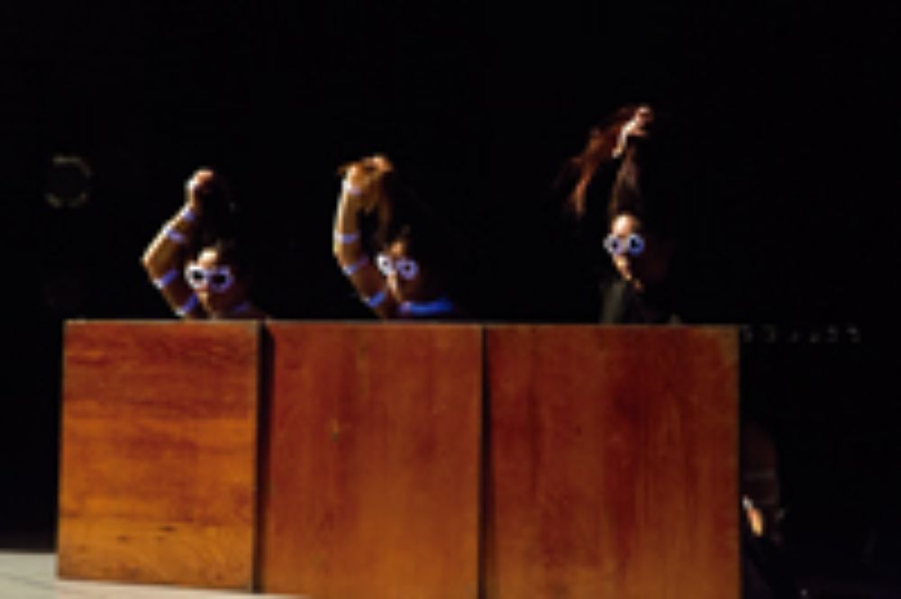 Colectivo 4. Trabajo de la asignatura Laboratorio de Composición I dictado por el prof. Amilcar Borges. Fotografía: Valentina Miranda.