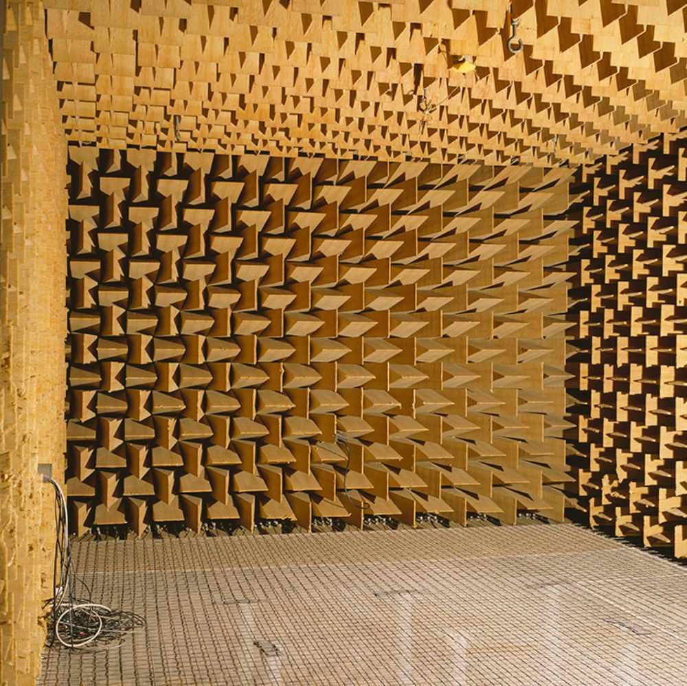 El Lanzamiento de la revista "[cuatro treintaitrés]" será este jueves 20 de diciembre a las 19:00 horas en el Museo de Arte Contemporáneo, MAC, Parque Forestal.