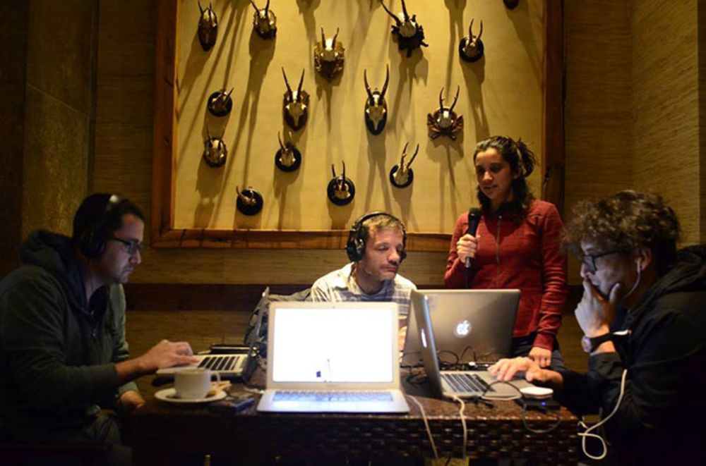 "La escritura es un ejercicio interesante para mí, entendida desde la práctica artística. Es decir, se desprende de los procesos que desarrollo a nivel de producción", señaló.