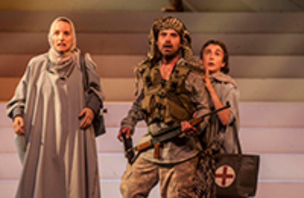 Su dramaturgia del espacio ha sido reconocida en Chile y el extranjero. 