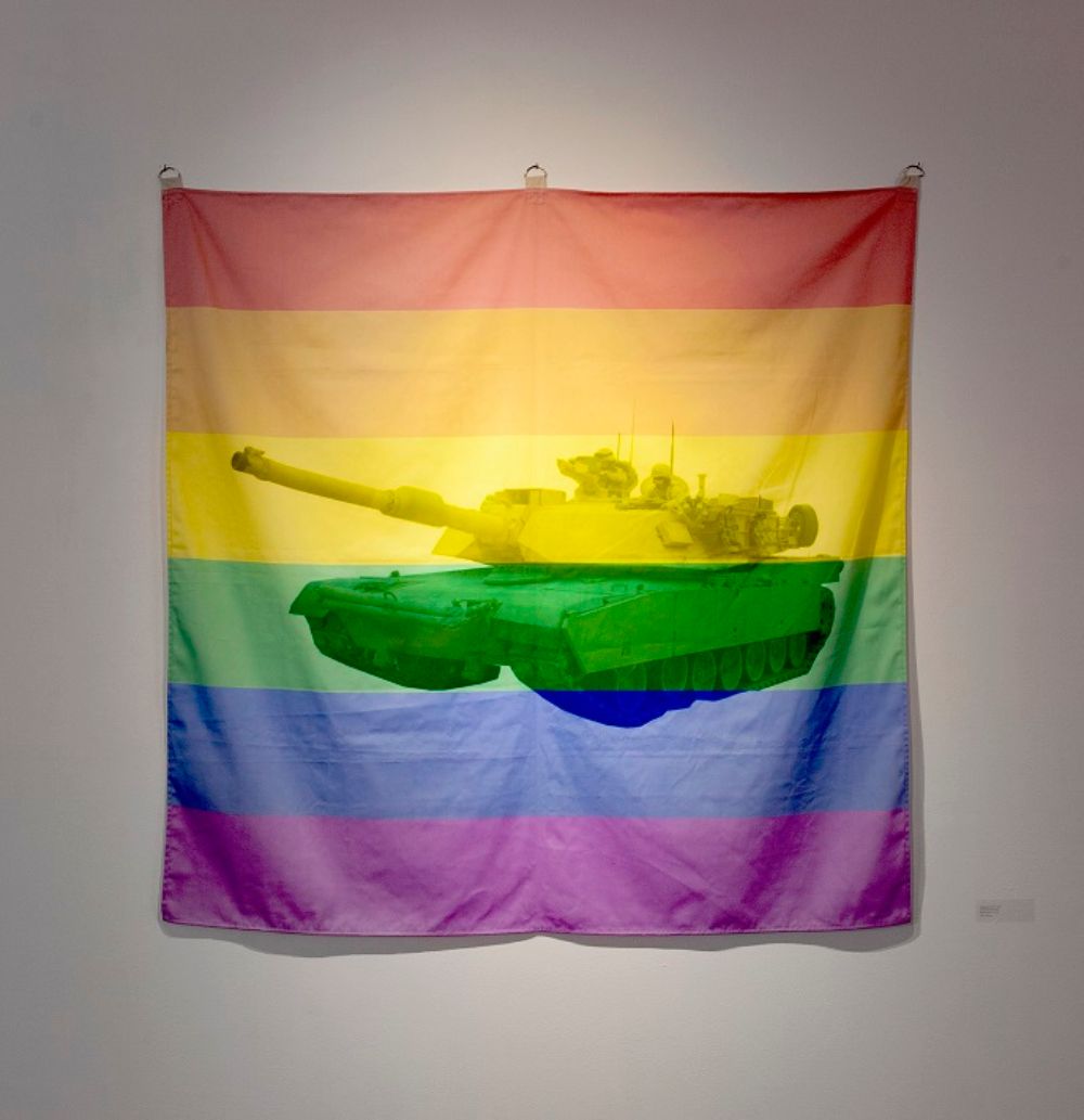 El artista visual egresado del DAV, Felipe Rivas San Martín, exhibe en Santiago "Estatutos de la disidencia", desde el 29 de septiembre al 29 de noviembre en Factoría Santa Rosa.