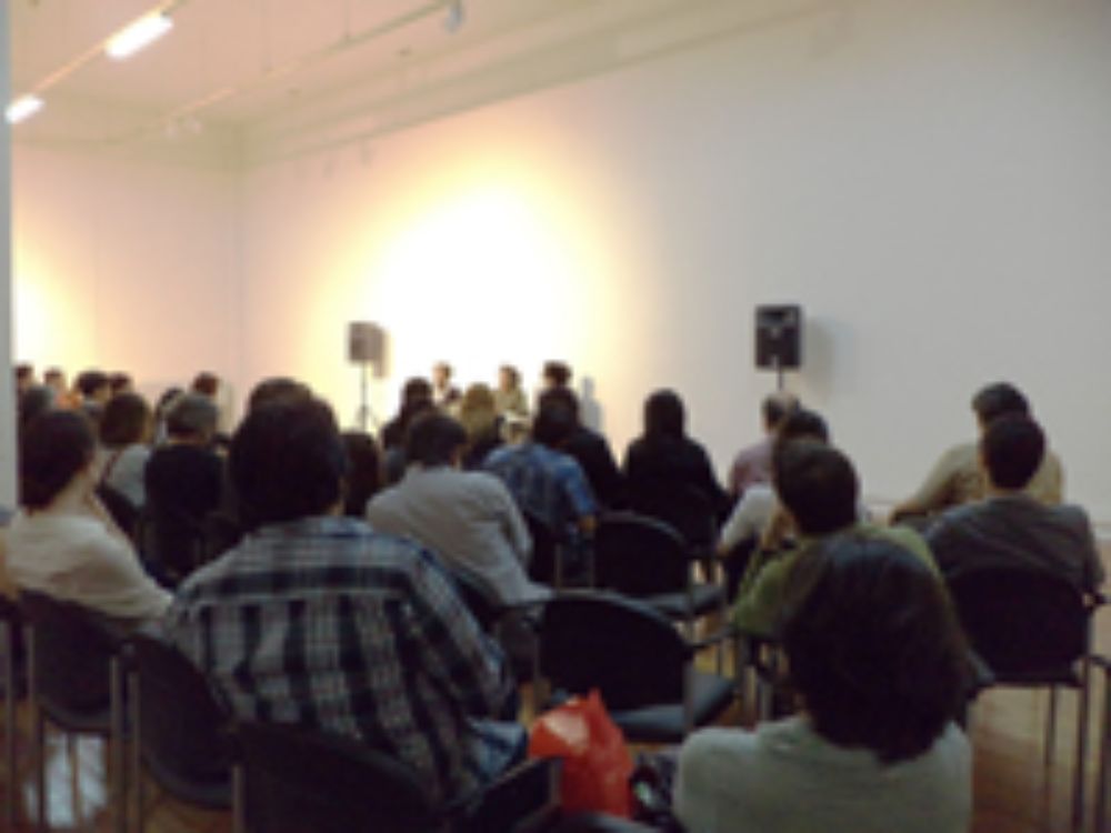 El libro "no es una reflexión sobre modelos de historia del arte, sino sobre la temporalidad y la manera en que la historia del arte podría reflexionar en su articulación", señaló Sergio Rojas.