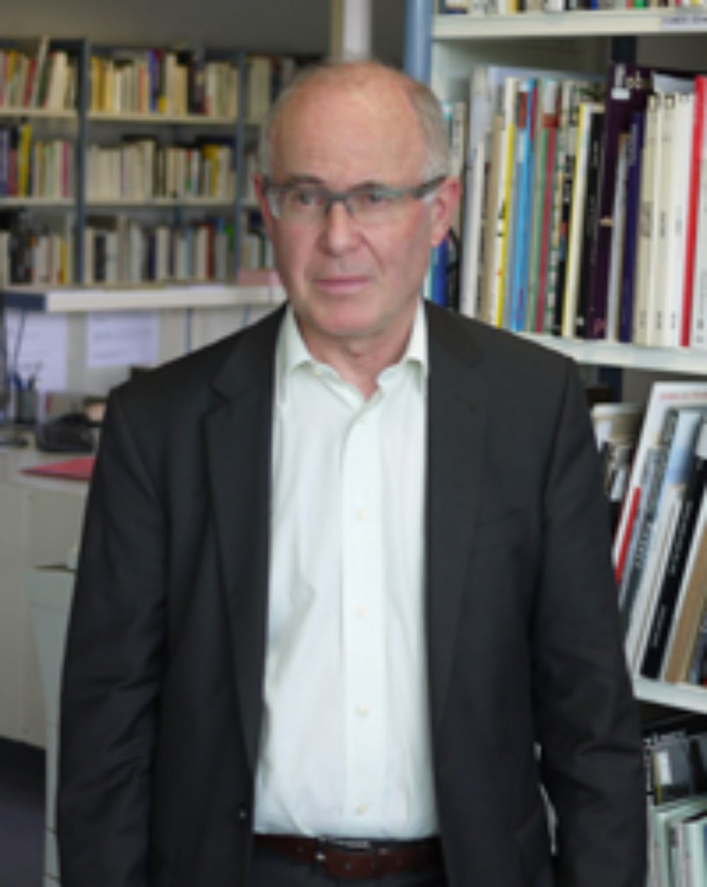 JM. Poinsot, Doctor en Historia de Arte Contemporáneo, por la Universidad de Paris y crítico de artes visuales contemporáneas, dictará el seminario "La crítica de artes. Estrategias contemporáneas"