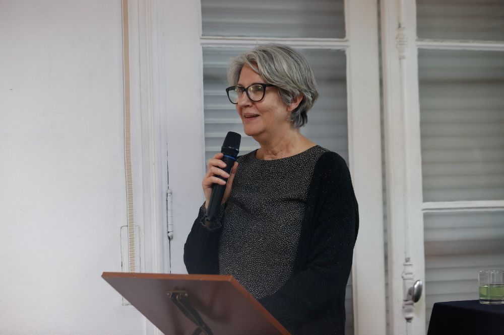 Para la vicerrectora de Extensión y Comunicaciones de la Universidad de Chile, Pilar Barba, este libro “constituye una aportación valiosa al campo de la ciencia del mar".