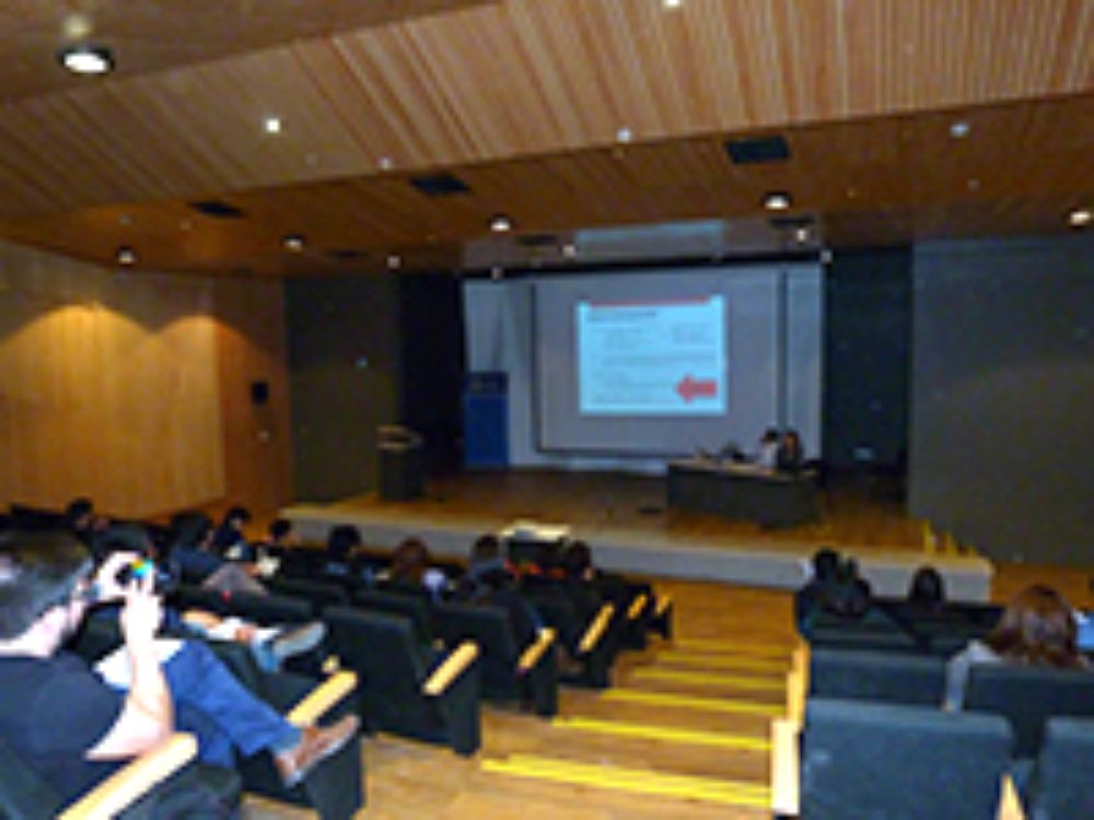 Durante el congreso se desarrollaron mesas con temáticas variadas como: Juventud y Participación Política, Patrimonio, Migración y Racismo y Violencias de Género, entre otras.