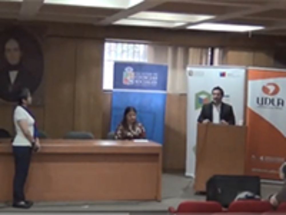 Recientemente, Mesa dio la Charla Magistral "Teoría y práctica de la Educación matemática desde el enfoque STEM" en el Auditorio Pedro Ortiz de la Facultad de Ciencias Sociales.