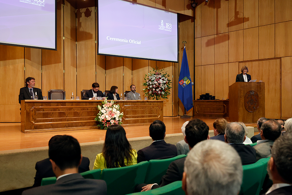 Universidad de Chile celebró aniversario 183