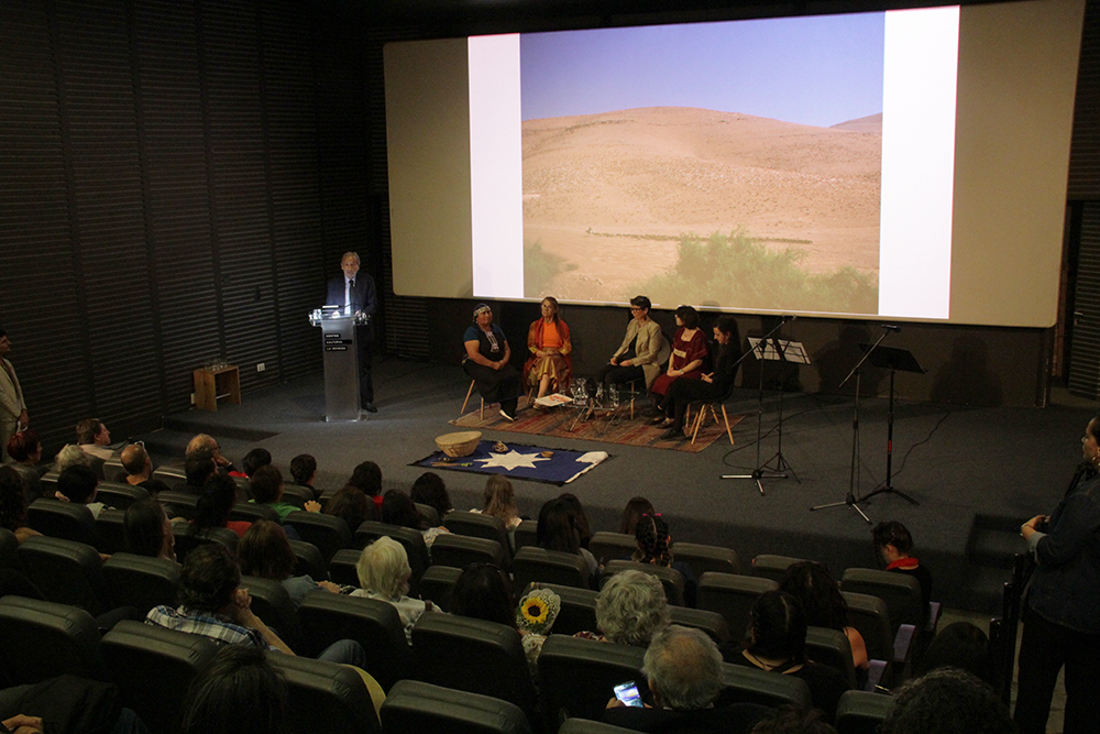 Conmemoramos el Día de Gabriel Mistral con una performance poética