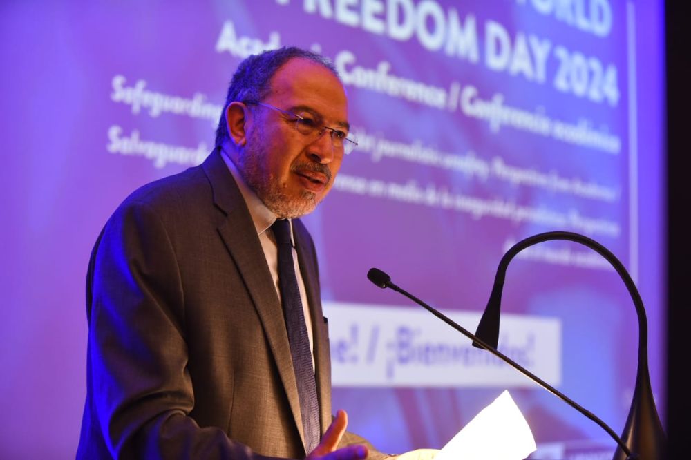 Conferencia académica UNESCO, UC y Uchile