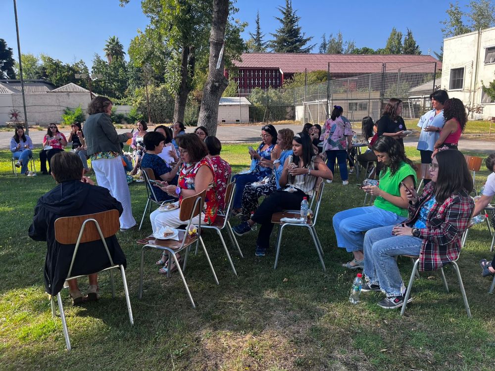 Un desayuno en los jardines del INTA conmemoraron este 8 de marzo