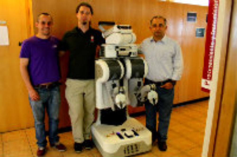 Pablo Guerrero y Johan Fabry del DCC, "Jarvis" y Néstor Becerra. 