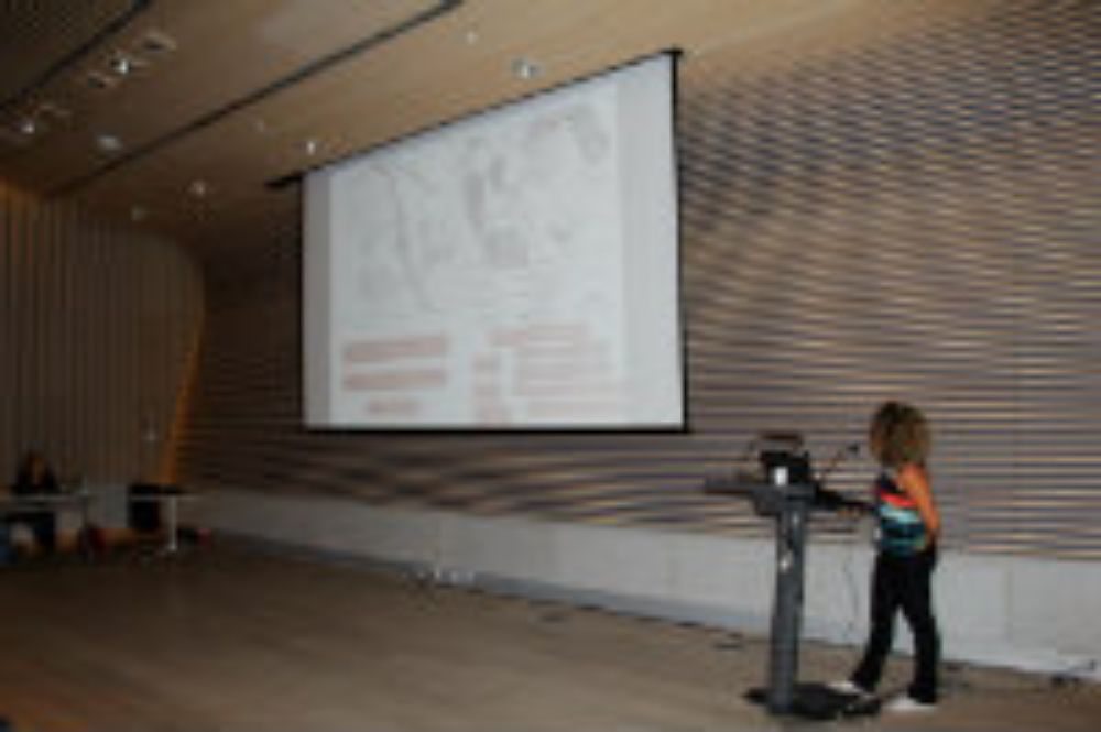 Los charlistas contaron con 15 minutos para presentar sus investigaciones.