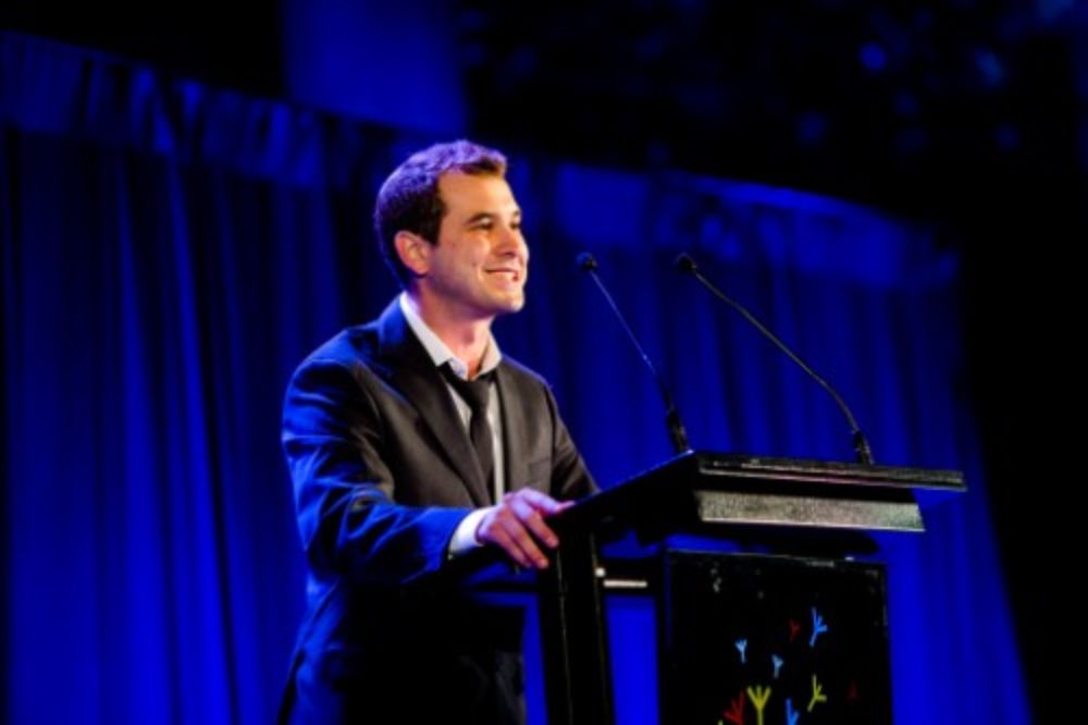 Iván Zimmermann, ingeniero eléctrico que dio unas palabras en representación de los graduados.