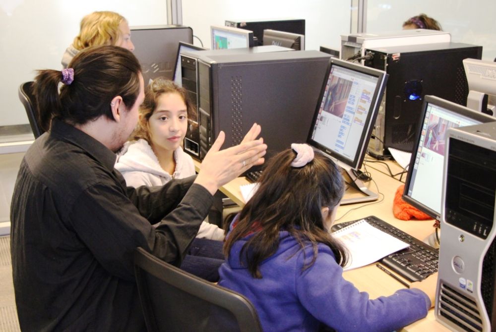 Asistieron escolares de 5° y 6° básico.