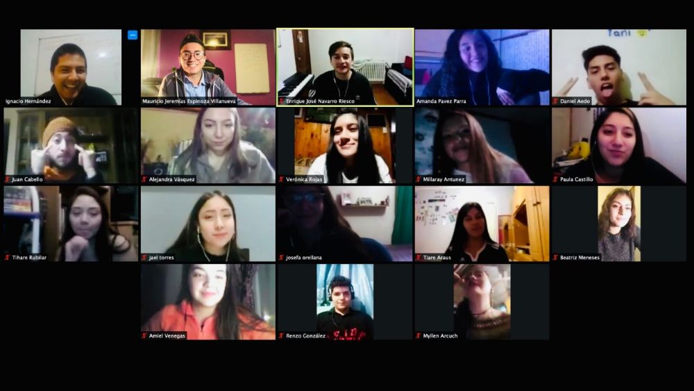 Más de 170 estudiantes participaron en la bienvenida que realizó el preuniversitario JCT.