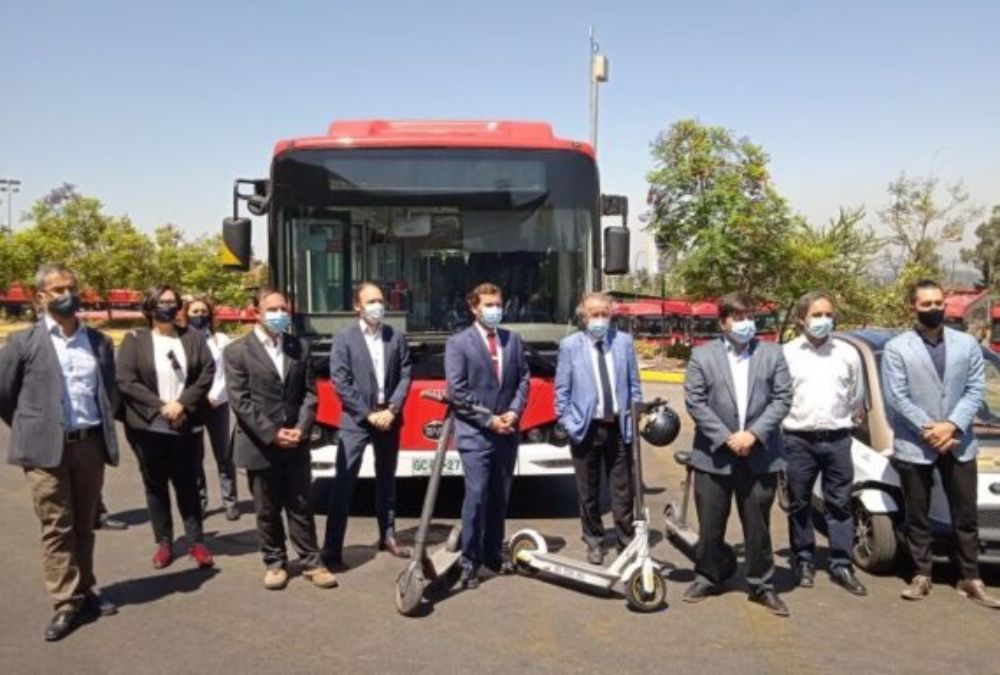 El Prof. Calderón señaló que CASE representa una oportunidad para la generación de iniciativas público-privadas de alto impacto.