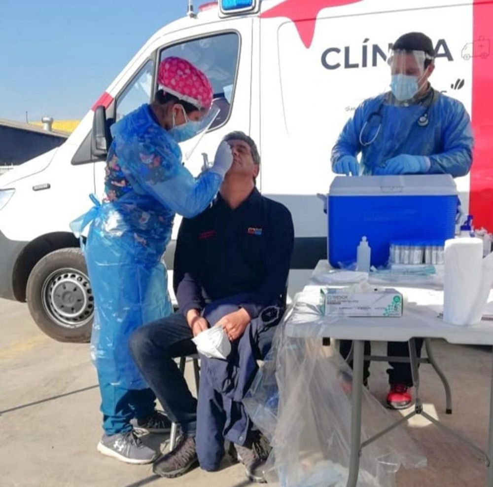 La iniciativa automatiza llamados telefónicos para optimizar el seguimiento de personas contagiadas.