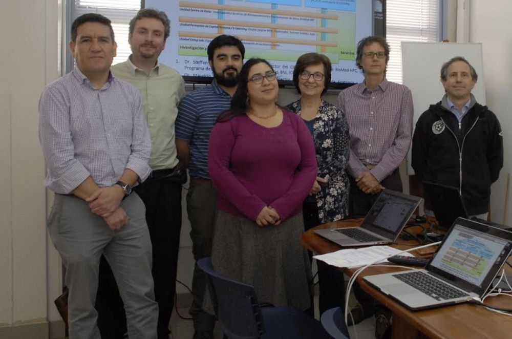 Rodrigo Martínez, Rodrigo Asser, Mauricio Cerda, María Loreto Rodríguez, Sandra de la Fuente, Steffen Härtel y Maurizio Mattoli, parte del equipo del Centro de Informática Médica y Telemedicina
