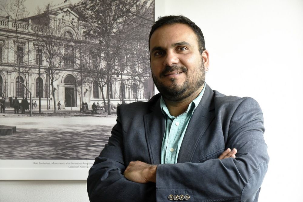Durante su estadía en España, Patricio Bustamente visitará un centro especialista en baja visión en Madrid y la  Universidad Complutense de Madrid.