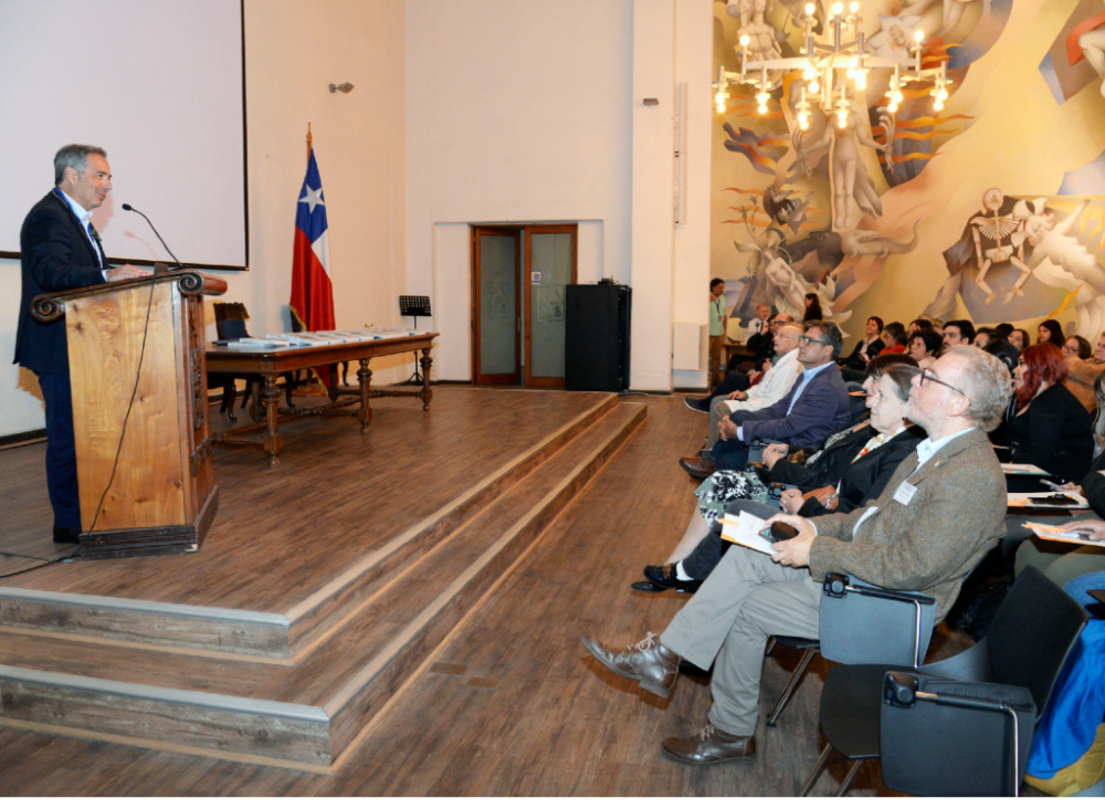 El doctor Miguel O'Ryan destacó este nuevo texto como un evento importante no sólo para la disciplina, sino también para nuestro país. 