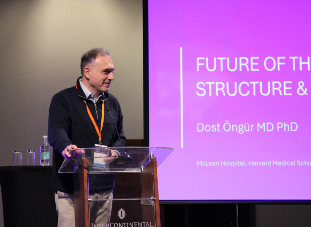 La programación combinó exposiciones magistrales, mesas redondas y simposios satélites. Entre los invitados internacionales estuvo el Dr. Dost Öngür, destacado investigador y profesor de la Universidad de Harvard. 