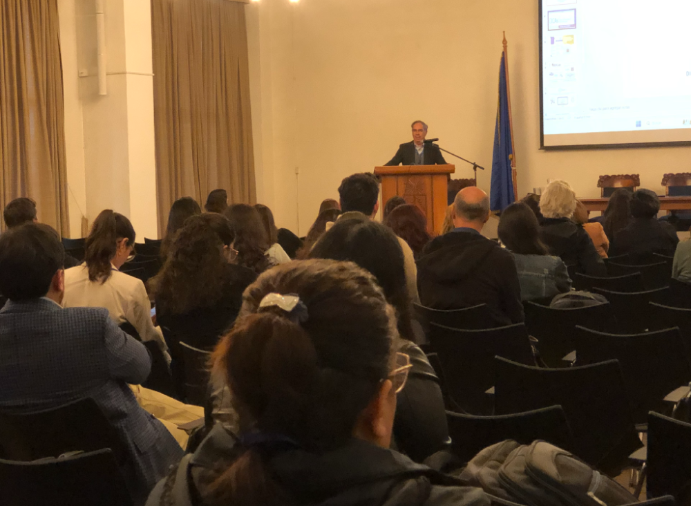 El doctor Miguel O'Ryan relevó a los CICA como un “ecosistema de desarrollo en la Facultad de Medicina y que va más allá de ella por su red de colaboración externa"