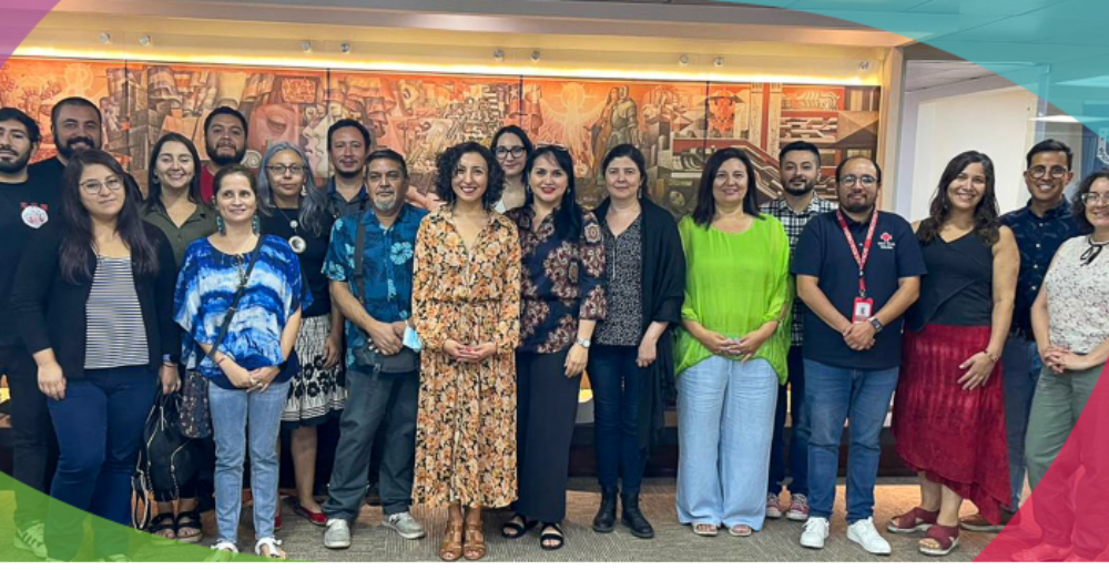 El equipo multiprofesional de Cosmic, liderado por la profesora Valeria Stuardo. 