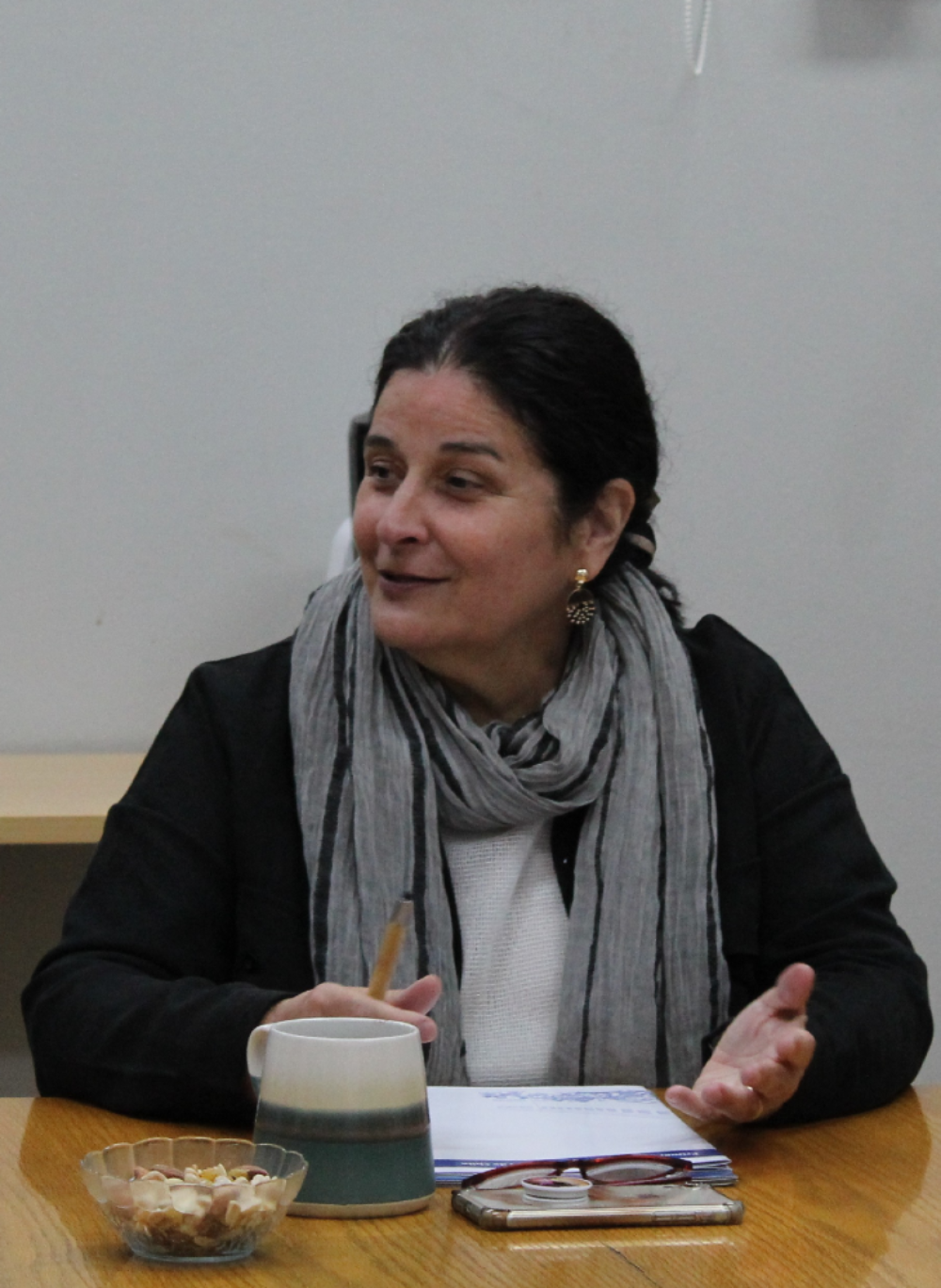 La doctora Lorena Rodríguez, directora de la ESP destacó que el convenio se traducirá en beneficios tangibles: “Vamos a tener formación de recursos humanos, investigación, análisis de datos, propuestas de políticas locales y una gran cantidad de actividades de vinculación con el medio. Y qué mejor que hacerlo con un servicio de salud de la zona austral del país, donde los desafíos son tan intensos como las oportunidades”.