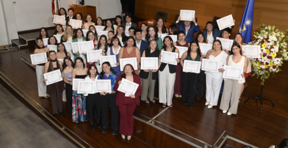 La generación 2024 de terapeutas ocupacionales de la Facultad de Medicina de la Universidad de Chile