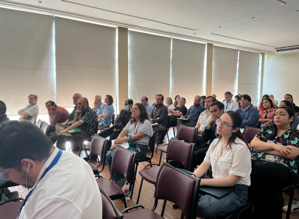 A la actividad asistieron más de 60 personas, entre académicos y estudiantes
