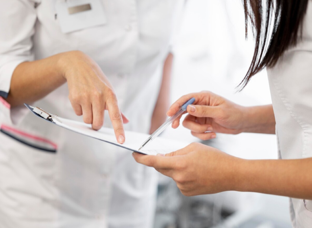 Investigación releva la necesidad de una buena formación en el ámbito del lenguaje en español para académicos y futuros profesionales del área de la salud