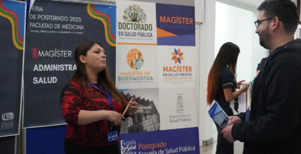 El objetivo de la Feria de Posgrado fue dar a conocer la amplia oferta de programas de magister y doctorado a estudiantes de nuestro plantel.