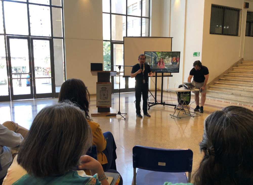 El profesor Diego Cifuentes, director de Asuntos Estudiantiles y Comunitarios, profundizó respecto del curso Introducción a la Vida Universitaria