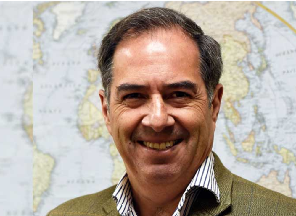 "Esta alianza, esta transdisciplina que nace en la Universidad de Chile, es el concepto que, a mi manera de ver, sienta las bases para que nuestro país hoy esté en el foco mundial", dice el doctor Miguel O'Ryan, decano de la Facultad de Medicina