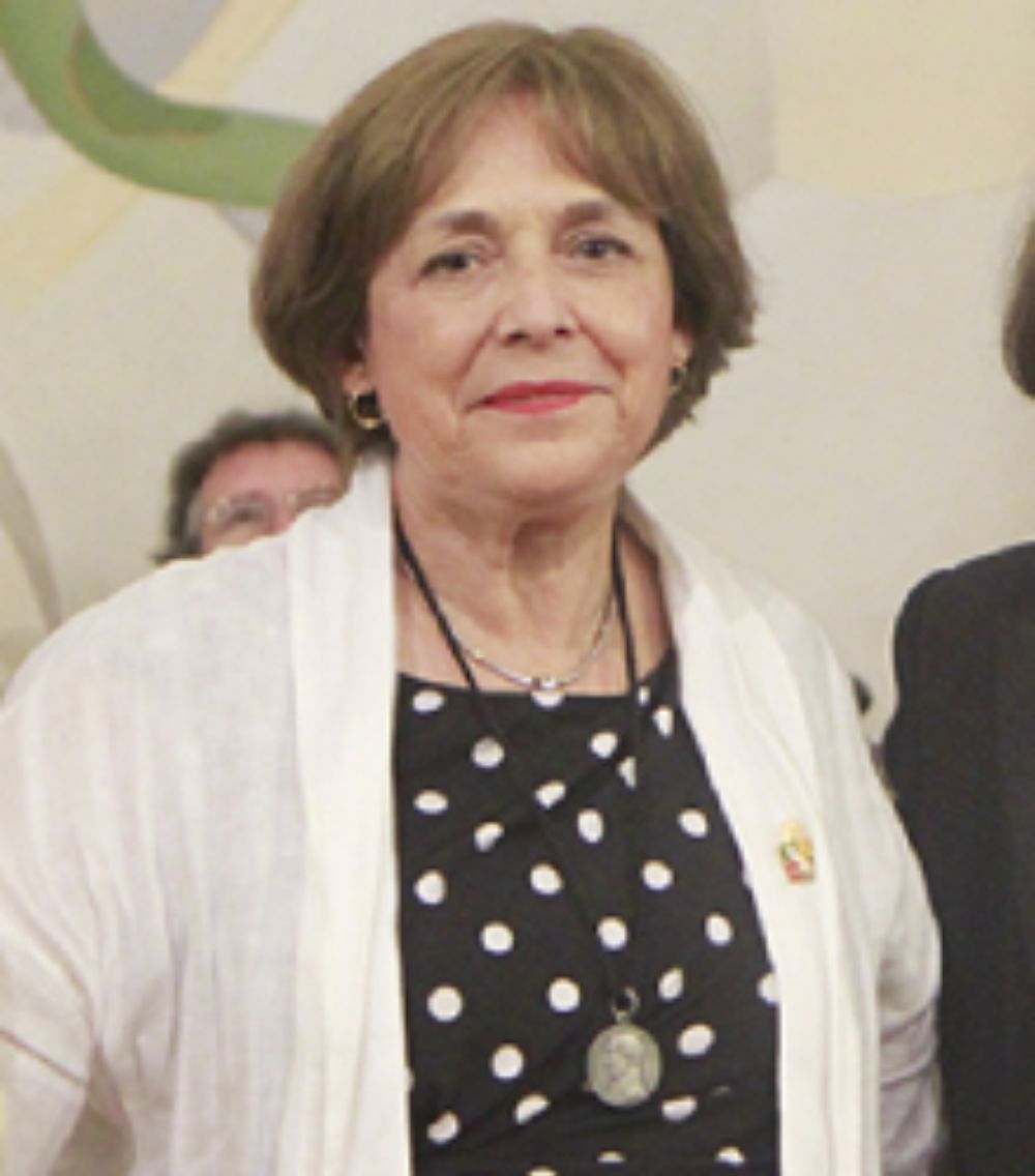 La profesora Ana María Madrid, vicepresidenta del CEv, es la encargada de este estudio que busca analizar las brechas de género en materia salarial dentro de la Casa de Bello.